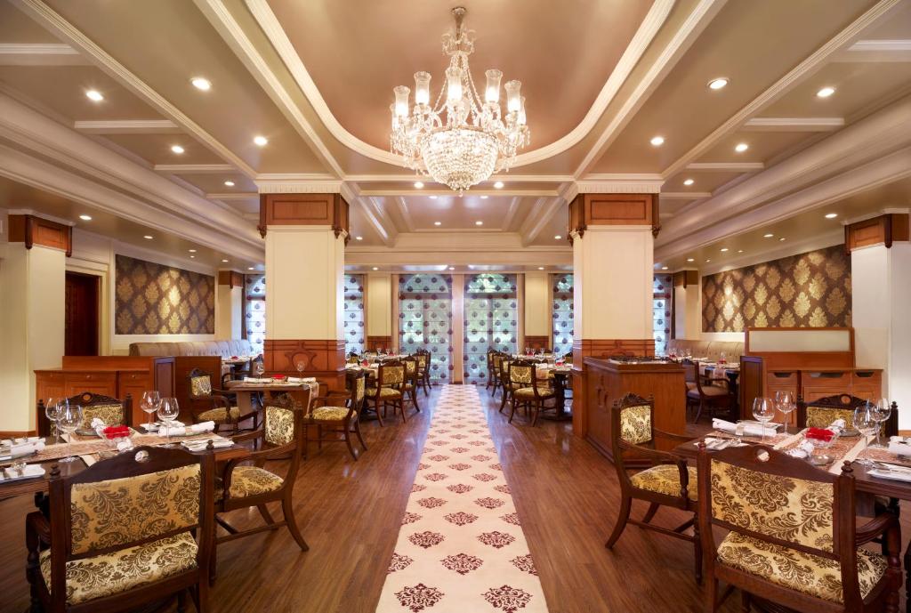 Restaurant, Taj Ganges, Varanasi in Varanasi