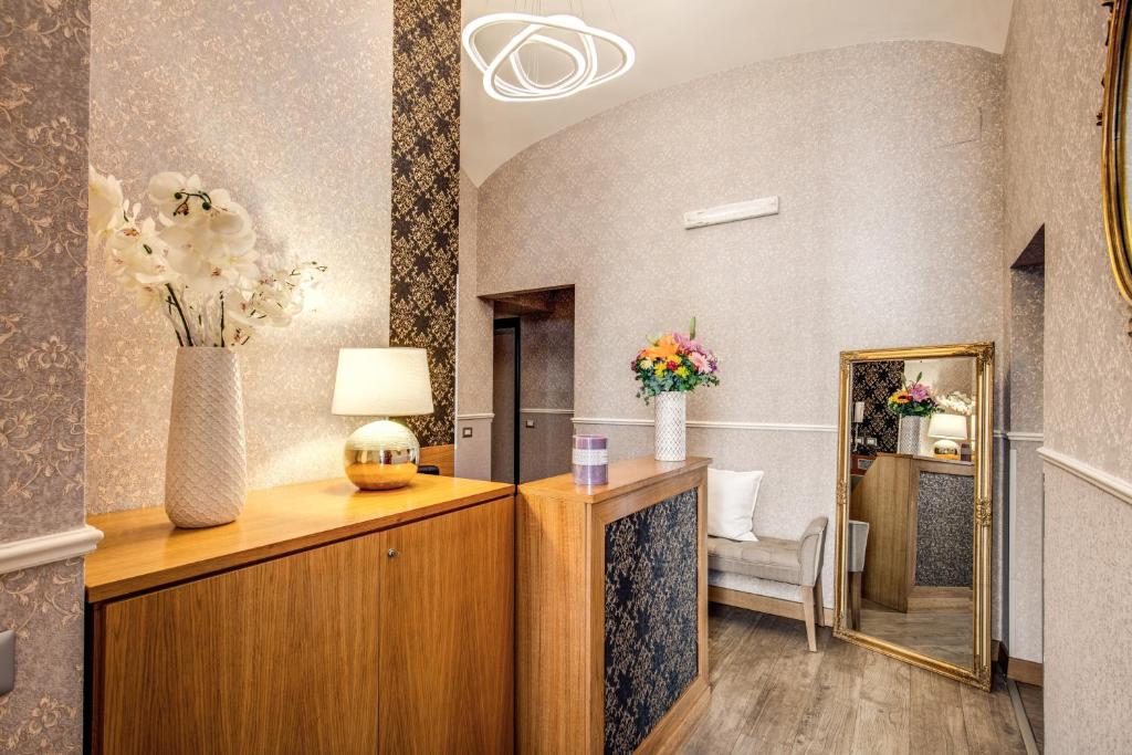 フロント・ロビー