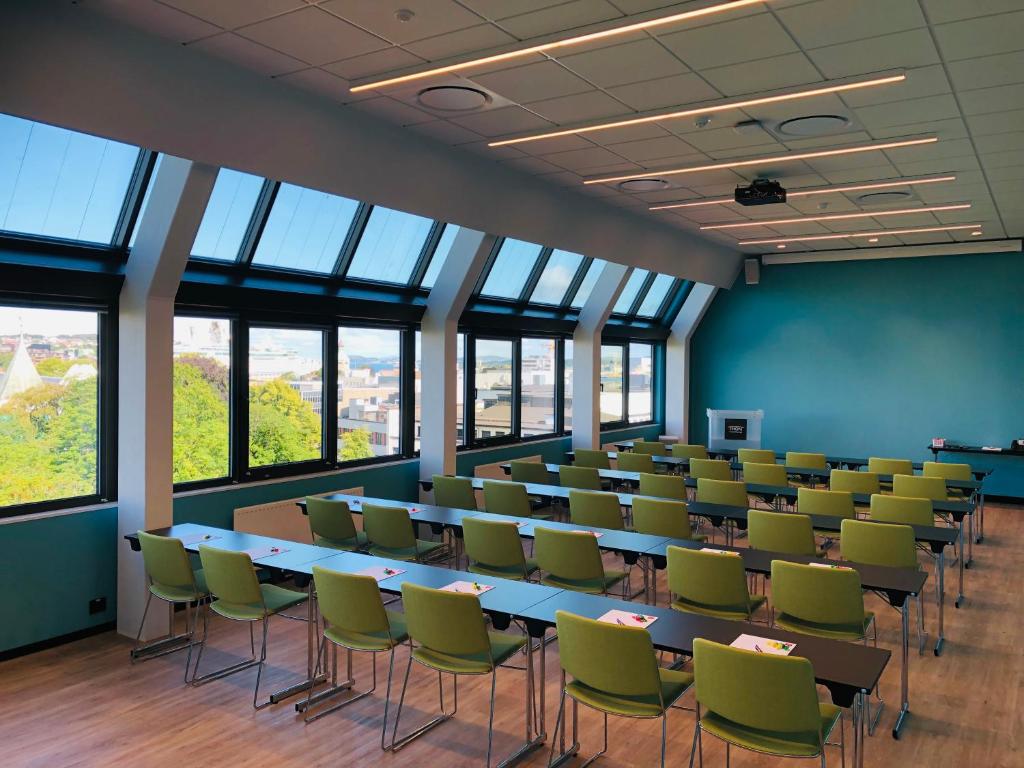 Tárgyalóterem/bálterem