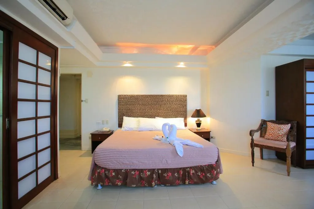 Wild Orchid Beach Resort, Hotel in Olongapo