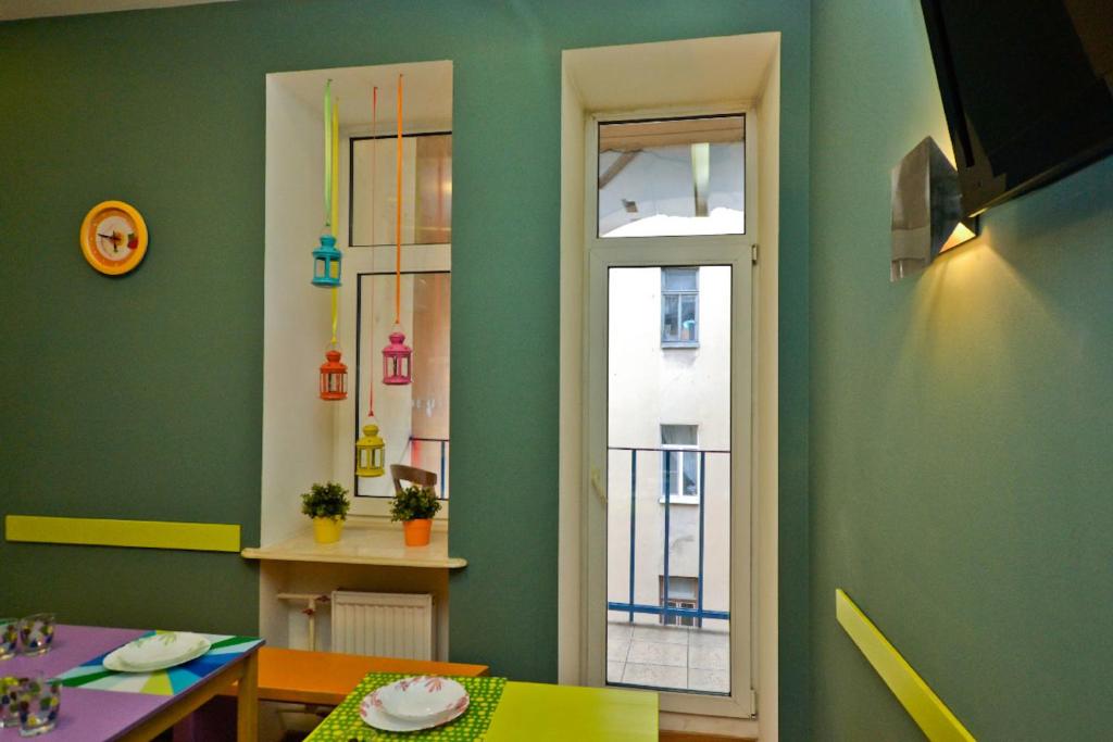 Hostel City 812 photo
