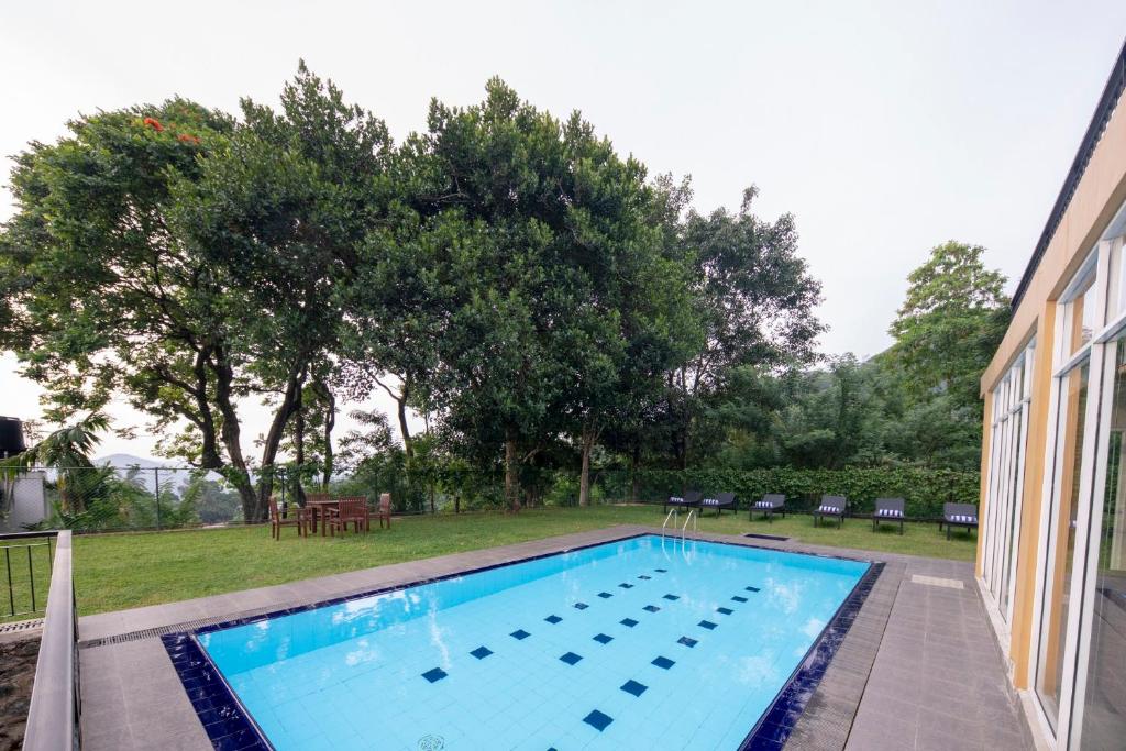 Melheim Kandy Hotel photo