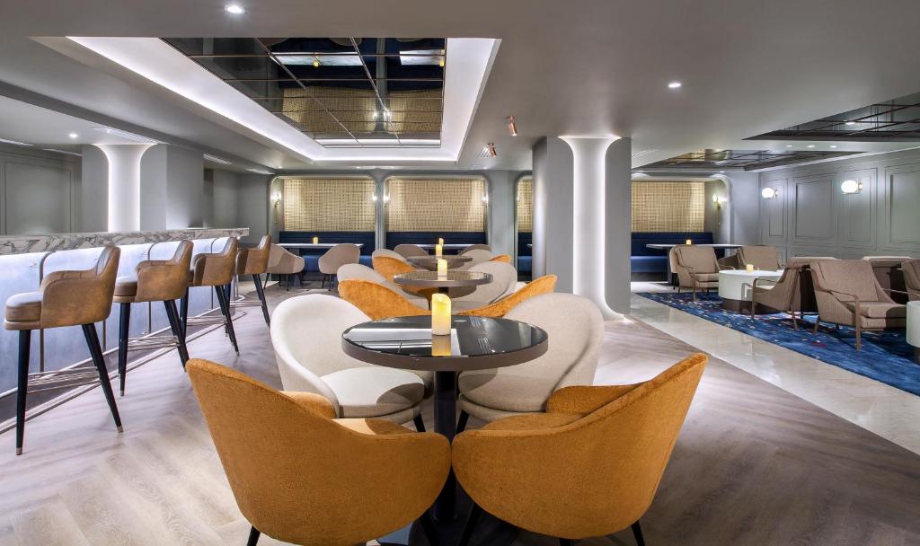 Bar/lounge