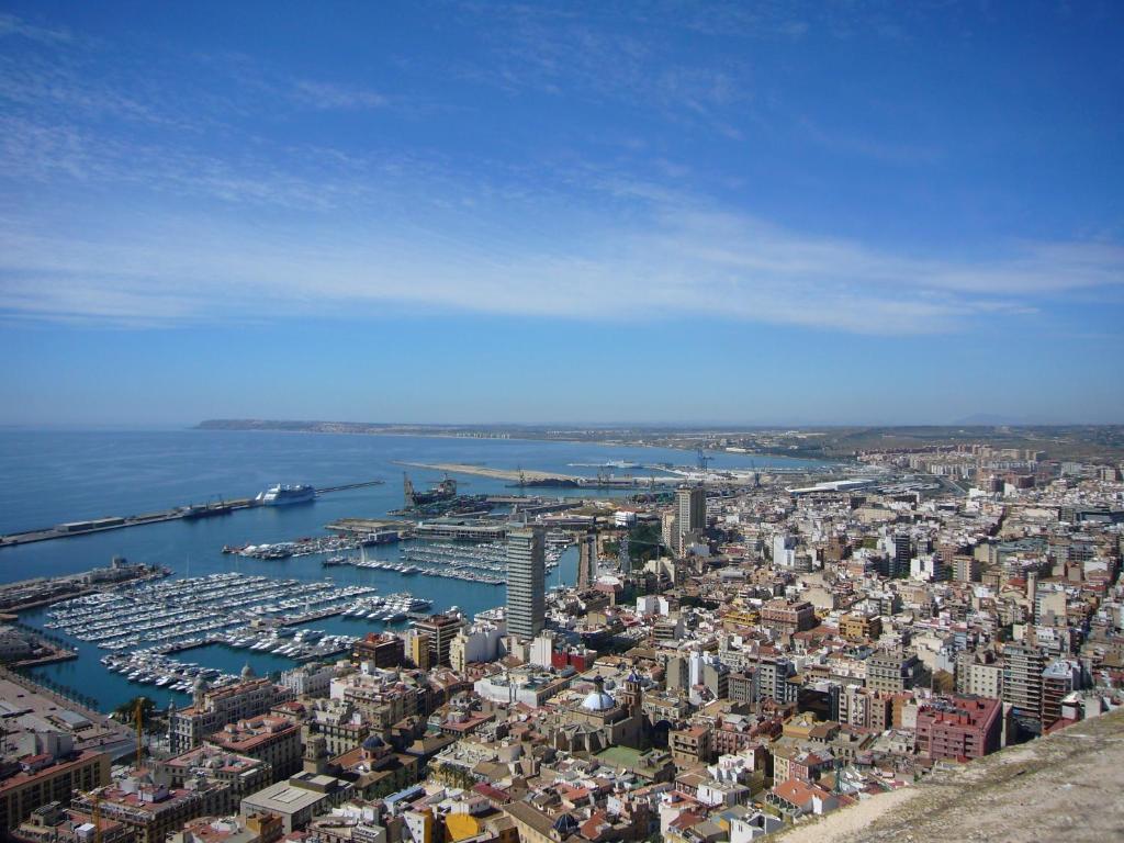 Apartament Piramide Complex Alicante Beach - 5