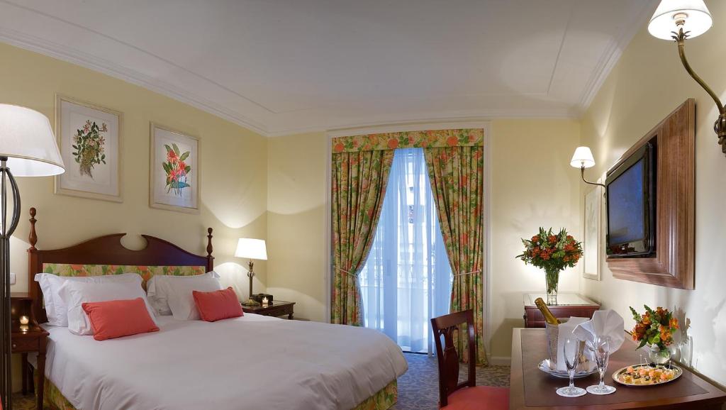 Suite de 1 dormitorio con vistas a la avenida