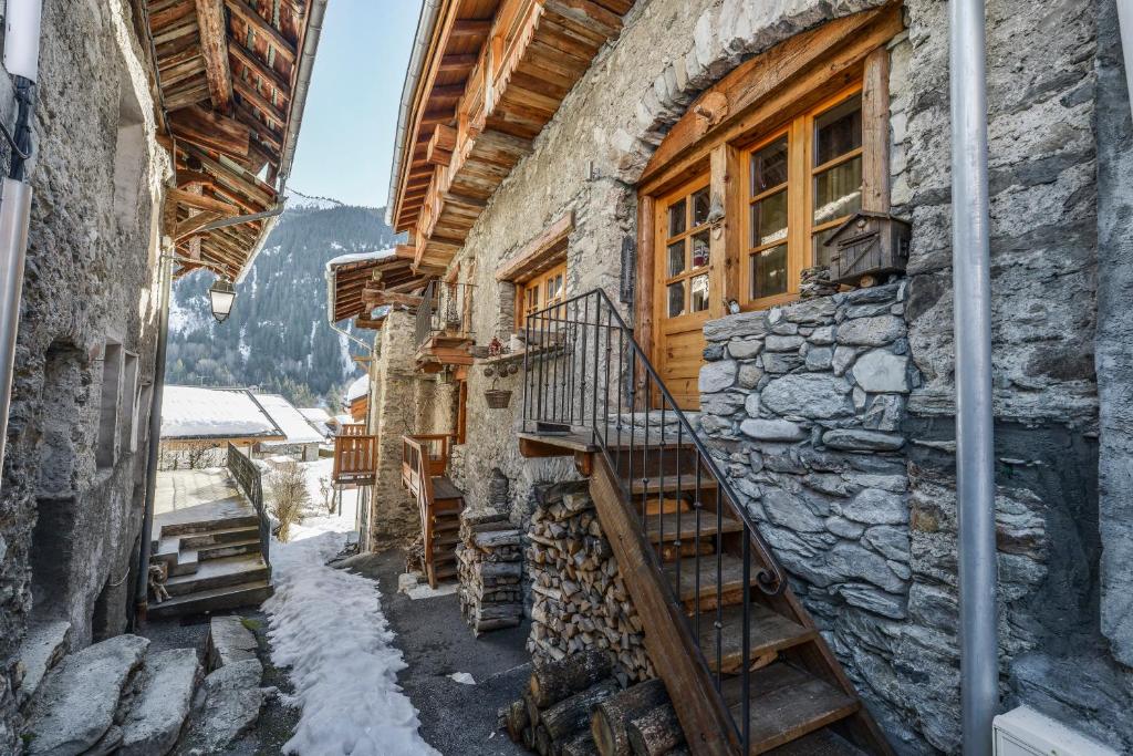 CHALET ALOUETTE Authentique Proche commerces et Pistes Nouveauté Sauna Privatif - 1