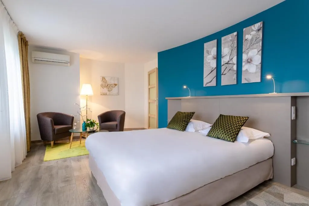 Auberge du Poids Public Logis Hotel，位于圣费利克斯－洛拉盖的酒店