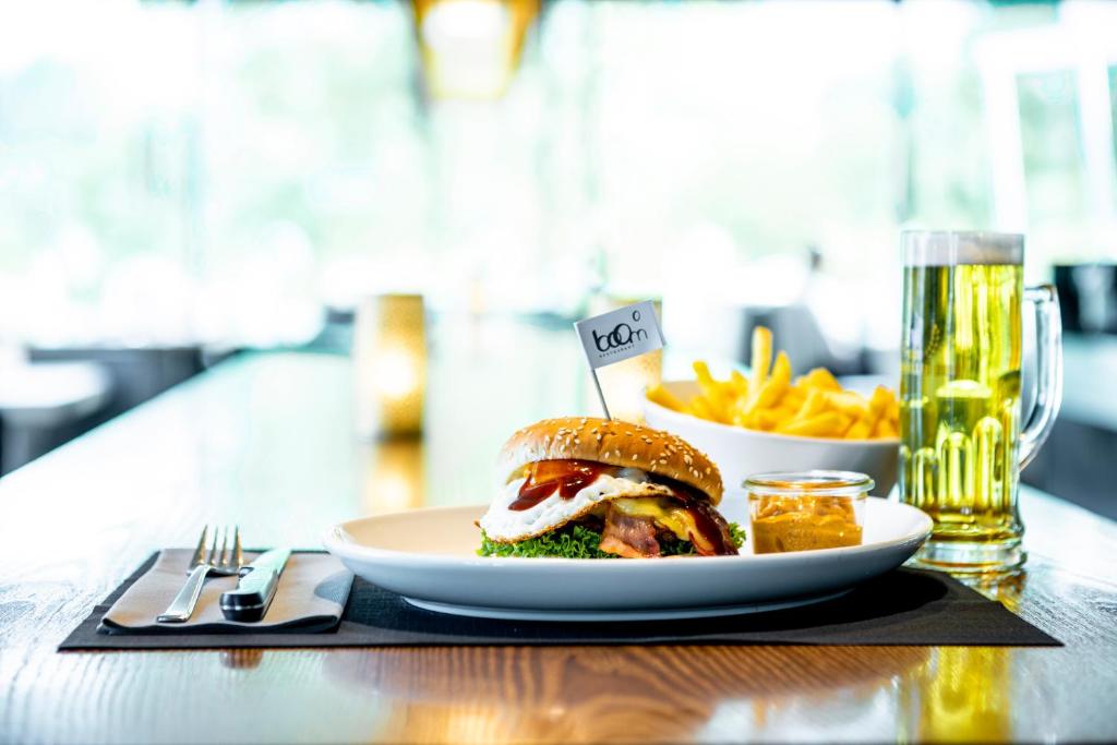 อาหารและเครื่องดื่ม