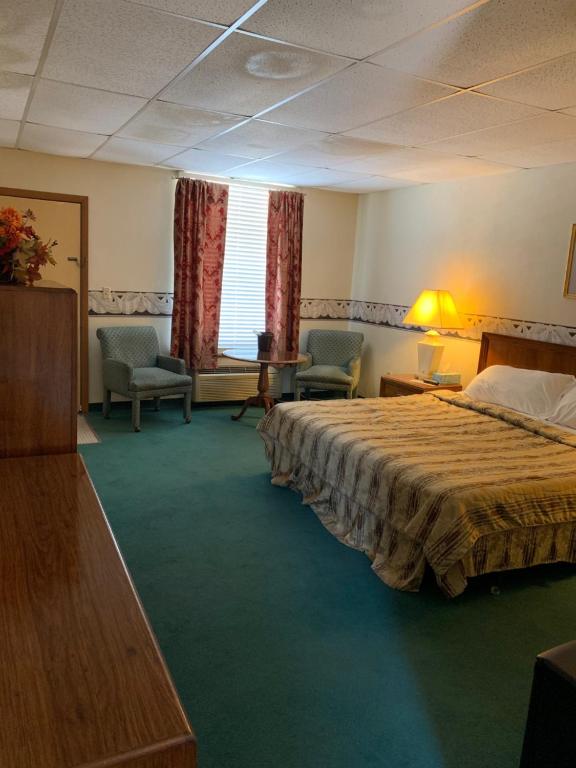 Original Springs Hotel photo