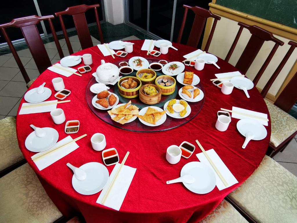 อาหารและเครื่องดื่ม