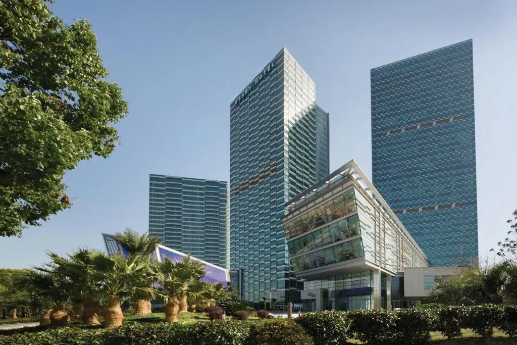 上海浦东嘉里大酒店，位于上海的酒店