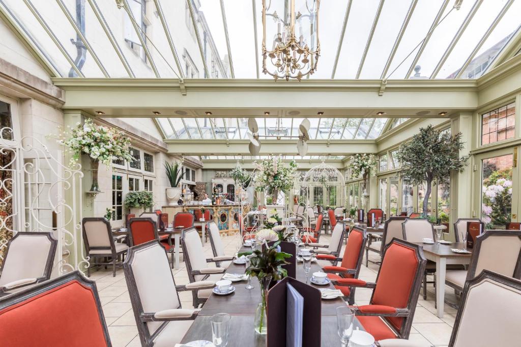 コーンブ アビー ホテル (Coombe Abbey Hotel) レストラン