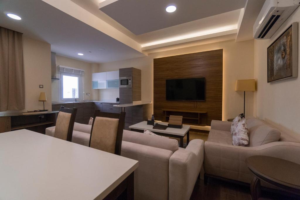 Shared lounge/TV area