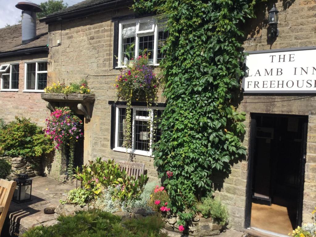 The Lamb Inn エントランス