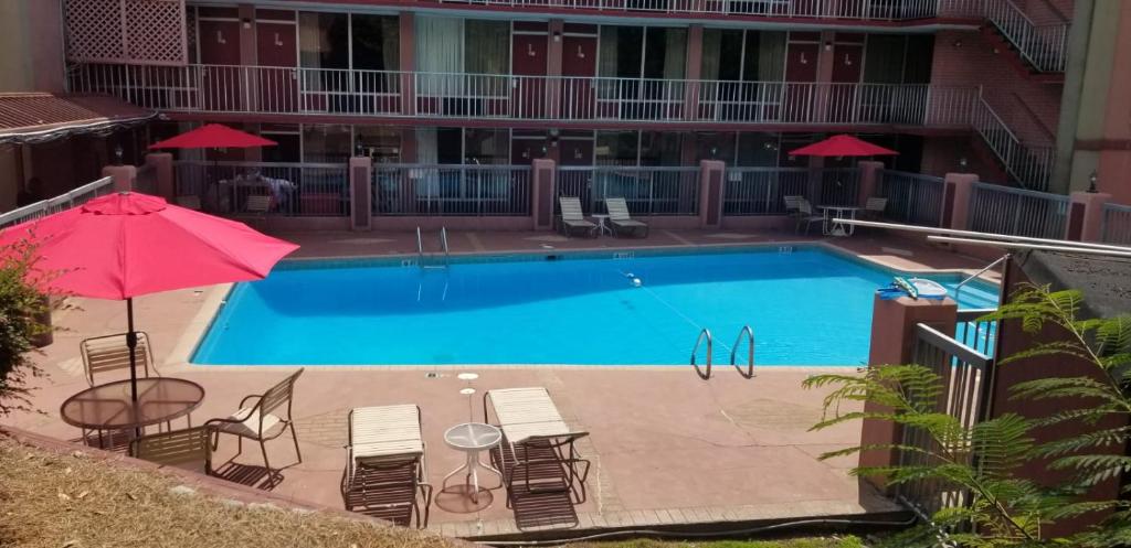 Budgetel Inn and Suites – Birmingham, AL