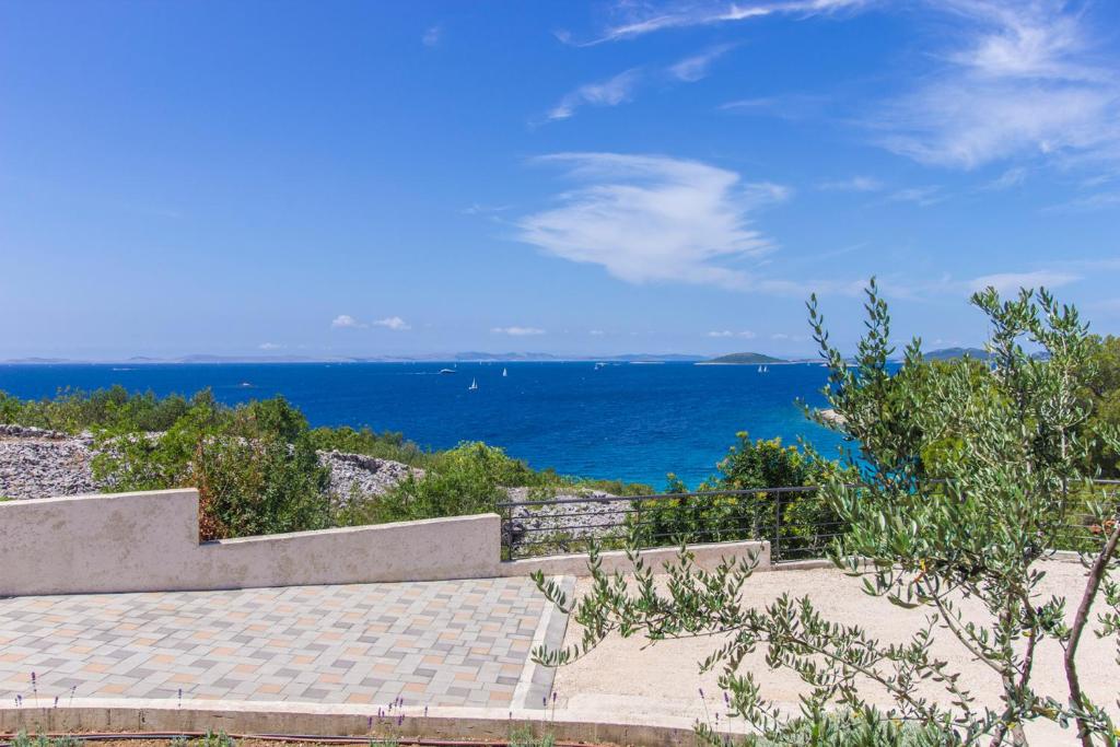 Villa Slanica-Vlake 8a — Hotel in Murter