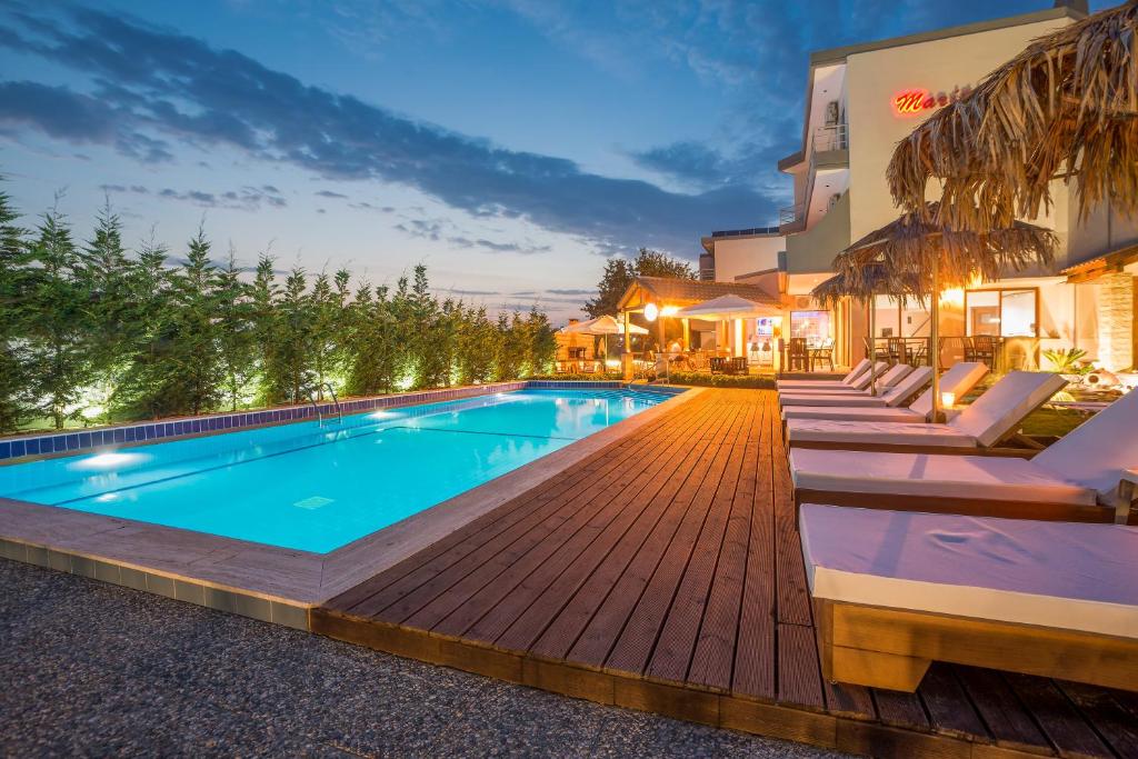 Maritina Apartments photo