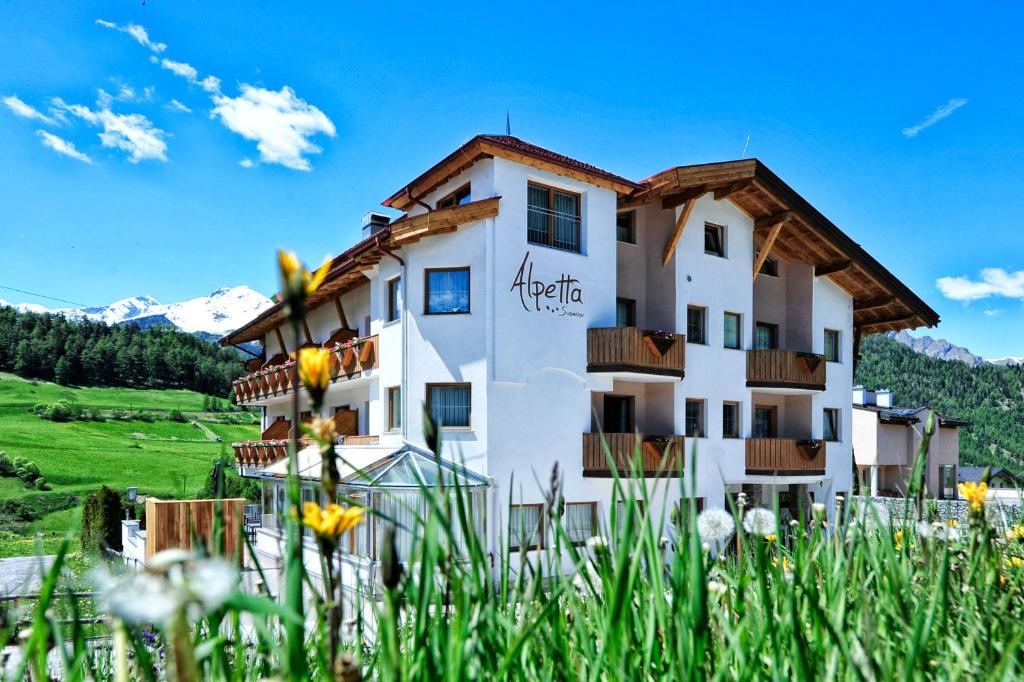 Alpen Boutique Hotel Alpetta — Hotel in Nauders