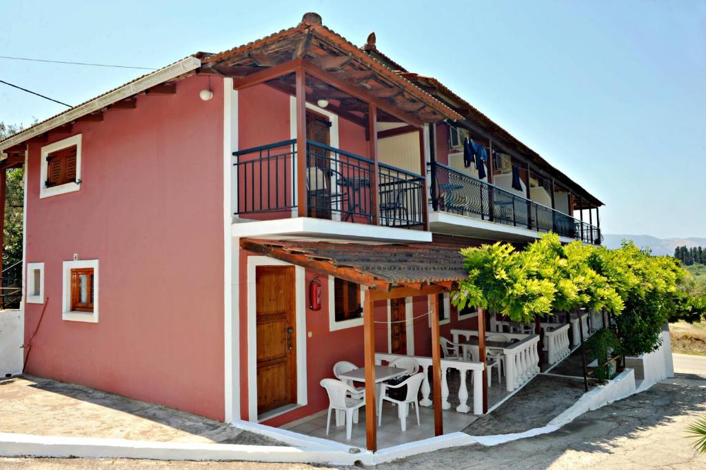 Studios Dimitris Giatras — Hotel in Zakynthos Island
