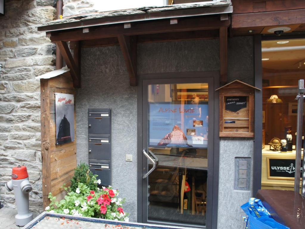 Alpine Lodge photo