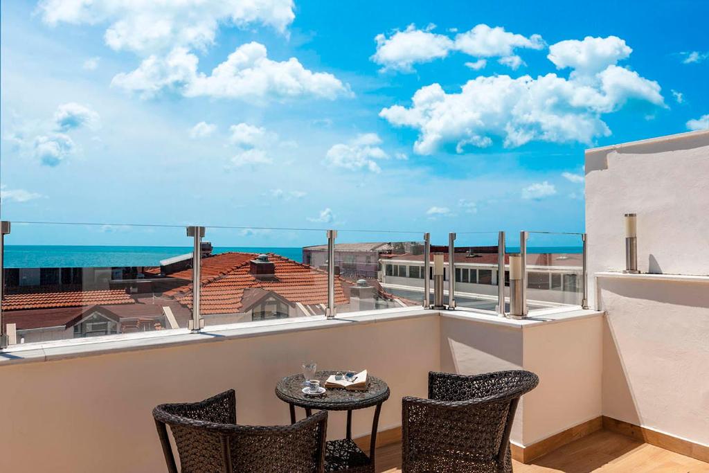 Kupeli Hotel Photo 47