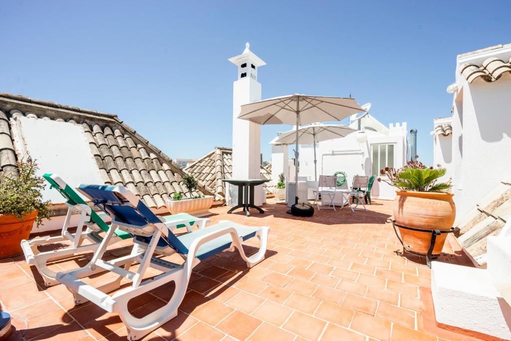 Breakfast or common area in Tavira hotel