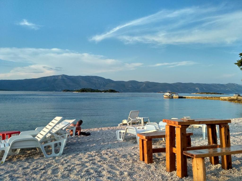 Lumbarda Resort Apartment photo