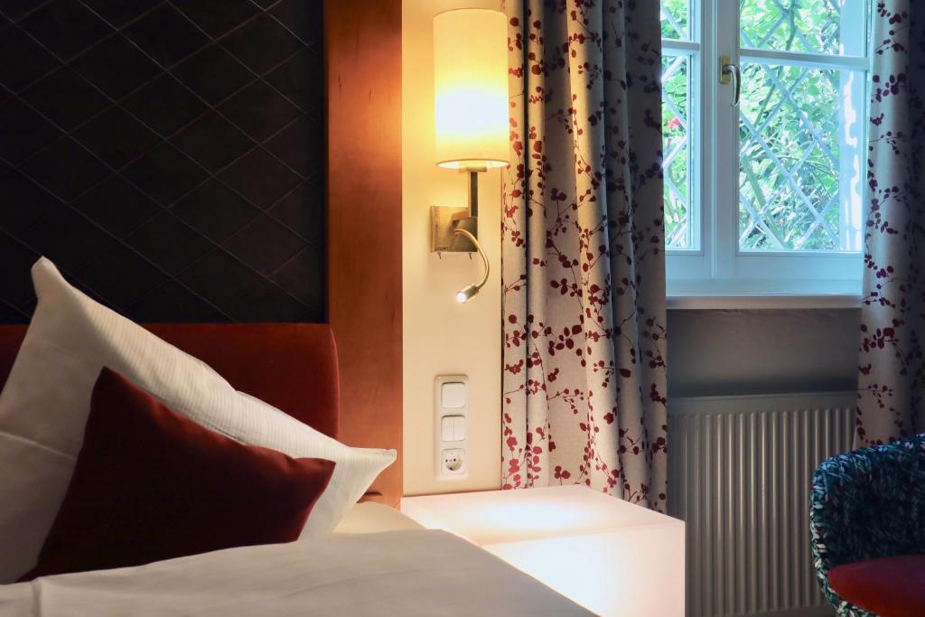 Hotel Konig photo