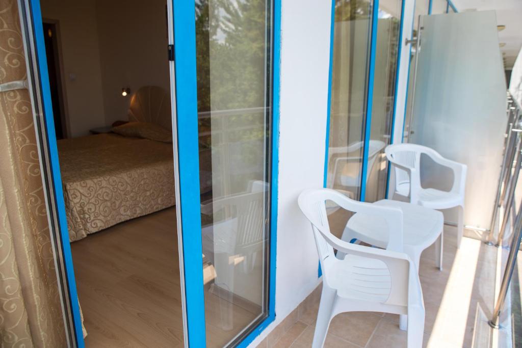 Park Hotel Perla — Hotel rooms in Golden Sands, Varna Region
