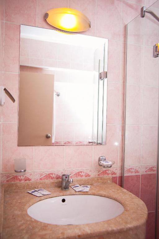 Park Hotel Perla — Hotel rooms in Golden Sands, Varna Region