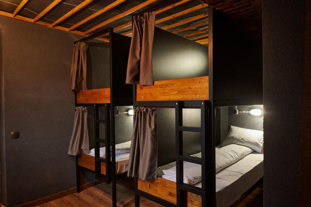 BED STAGE Hostel photo