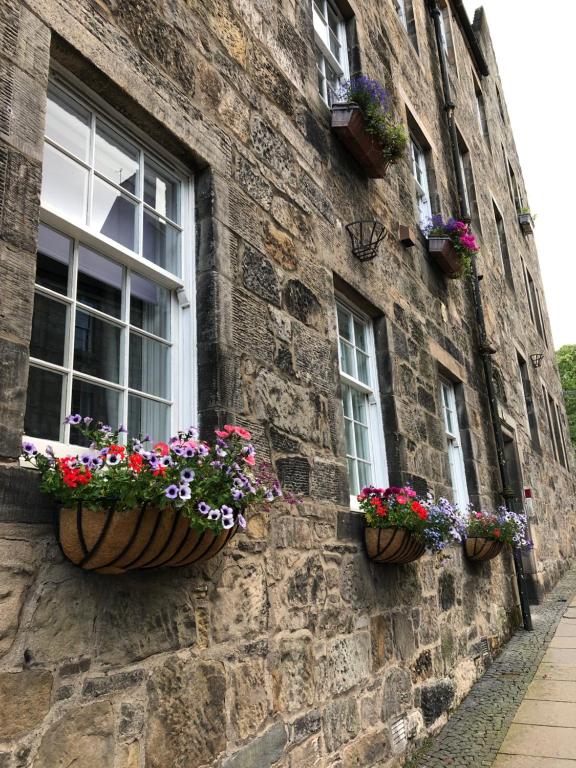 Mar Apartment, Stirling