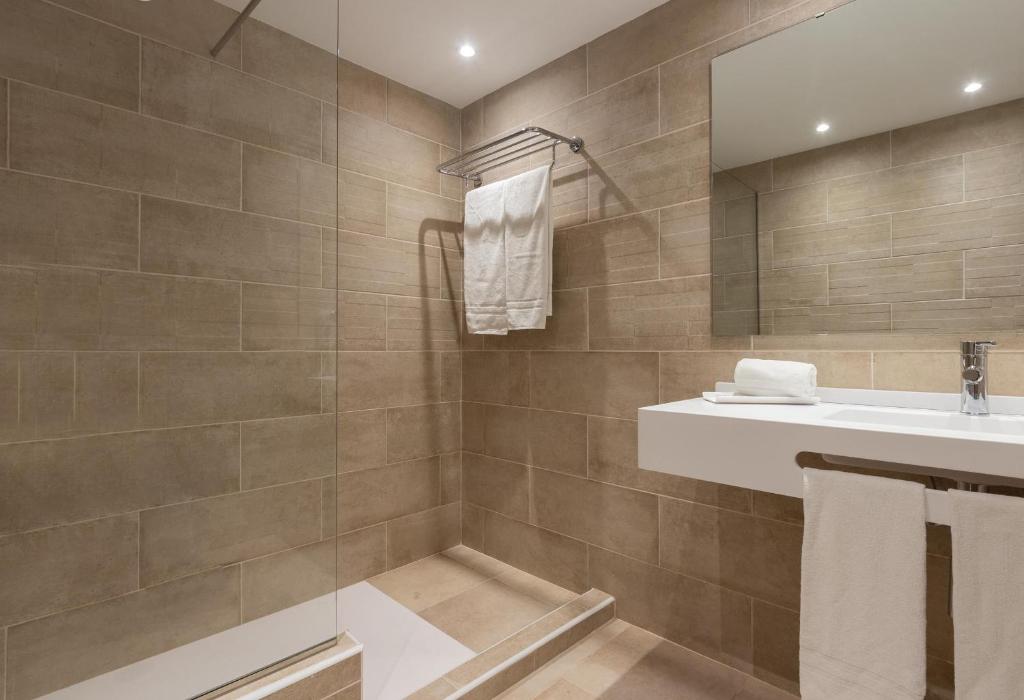 Hotel Palia Puerto del Sol 3 Sup — Hotel rooms in Cala d´Or, Balearic Islands