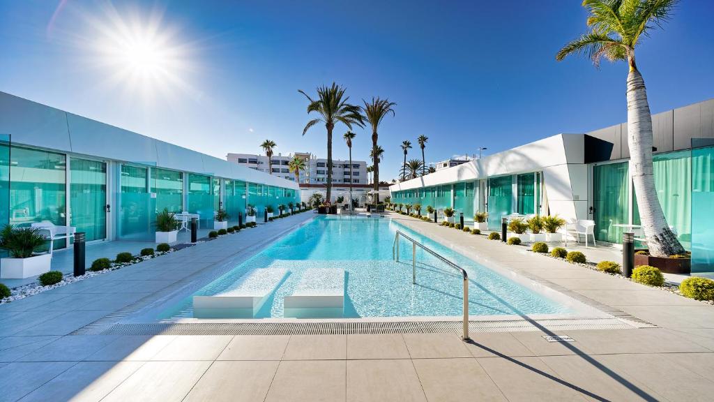 Hotel Nayra - Adults Only — Swimming pool in Playa del Ingles, Canary Islands