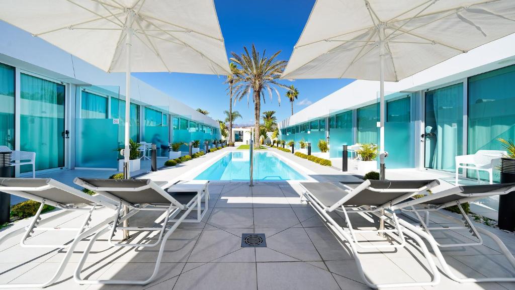 Hotel Nayra - Adults Only — Swimming pool in Playa del Ingles, Canary Islands