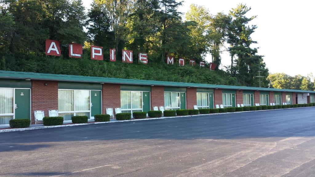 Alpine Motel — Hotel in Abingdon (VA)