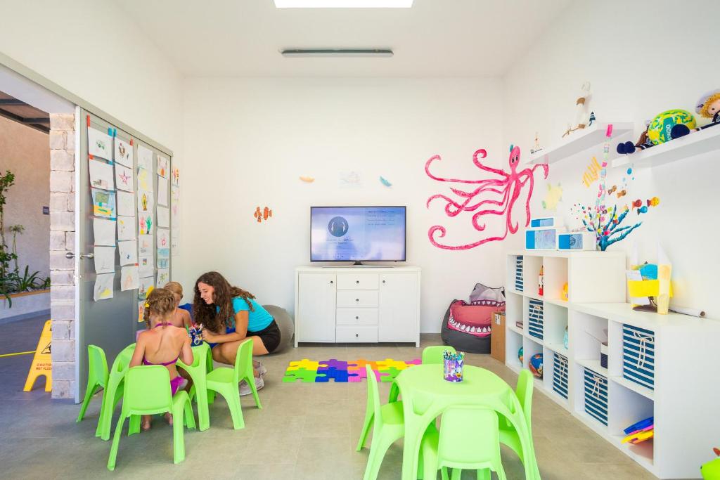 Mobile Homes Camping Santa Marina, Lanterna photo