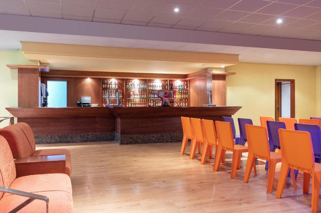 Hotel Palia Puerto del Sol 3 Sup — Restaurant & bars in Cala d´Or, Balearic Islands