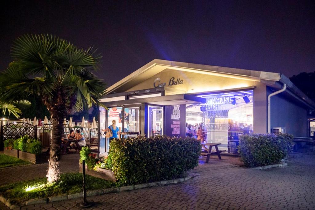 hu 베네치아 캠핑 인 타운 호텔 상세 정보