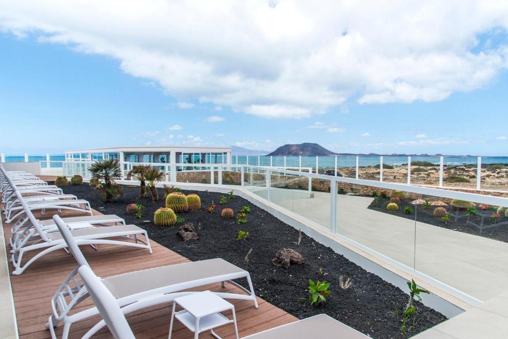 Hotel Boutique TAO Caleta Mar — Hotel building in Corralejo, Canary Islands