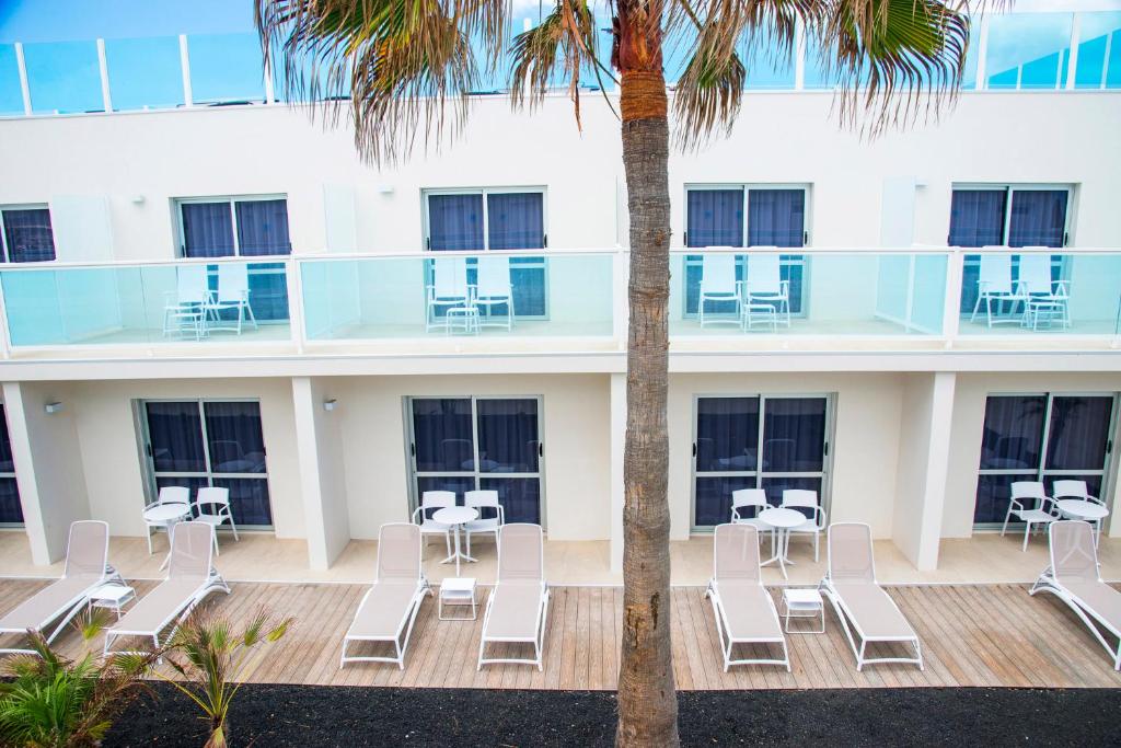 Hotel Boutique TAO Caleta Mar — Hotel building in Corralejo, Canary Islands