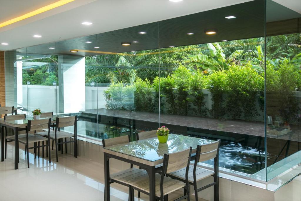 ตะวันอพาร์ทเม้นท์โฮเทลThawanapartmentHotel