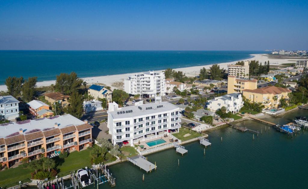 Provident Oceana Beachfront Suites — Hotel in Treasure Island (FL)