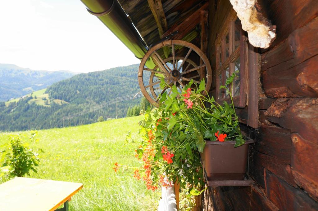 Obervostlhaus - Sehr schöne gemütliche Almhütte der besonderen Art - 2