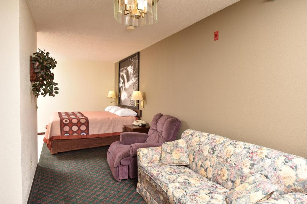 Super 8 by Wyndham Springfield/Battlefield Photo 13