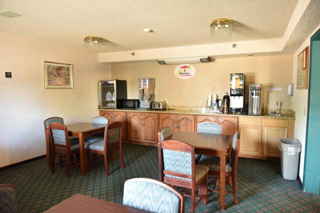 Super 8 by Wyndham Springfield/Battlefield Photo 24