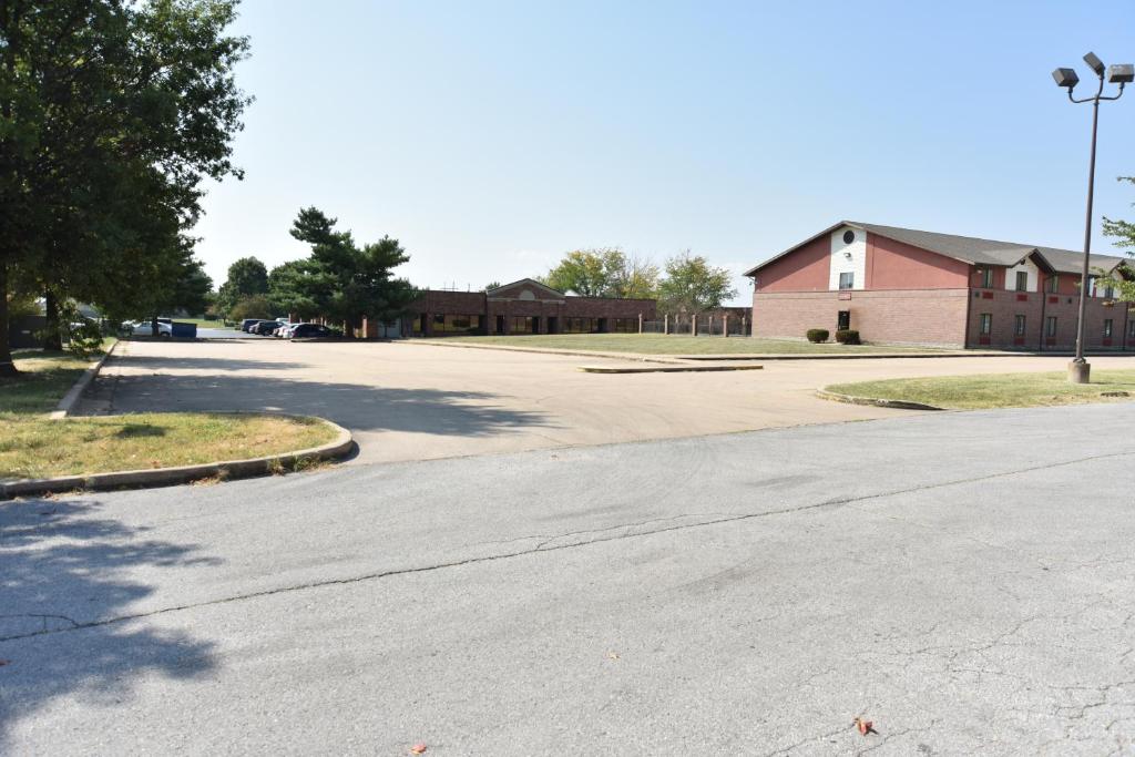 Super 8 by Wyndham Springfield/Battlefield Photo 35