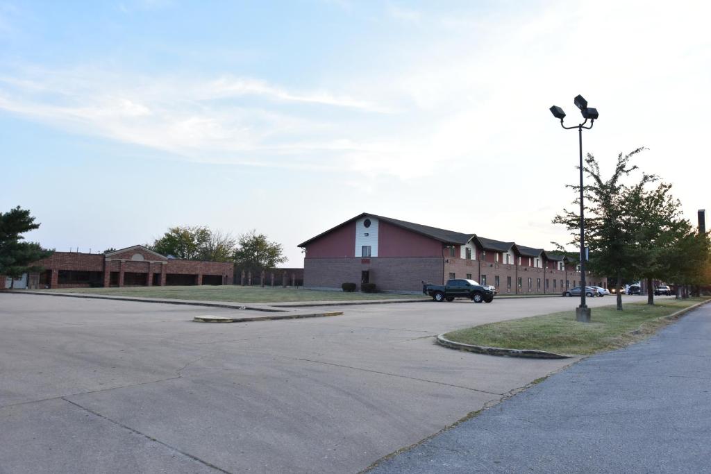 Super 8 by Wyndham Springfield/Battlefield Photo 38