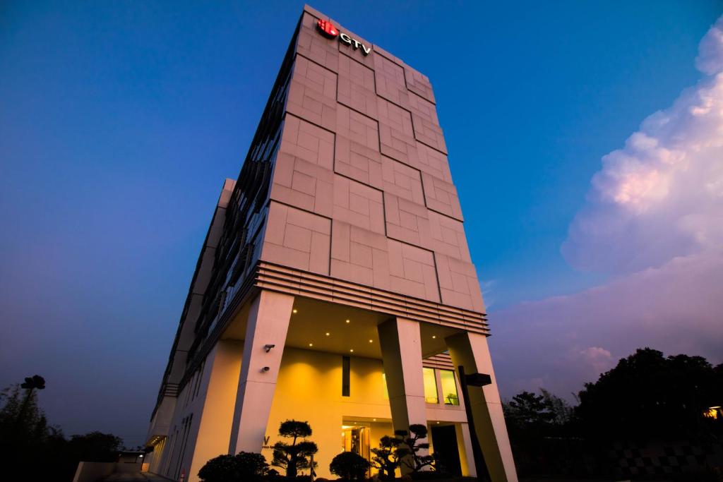 GTV Hotel and Service Apartments photo