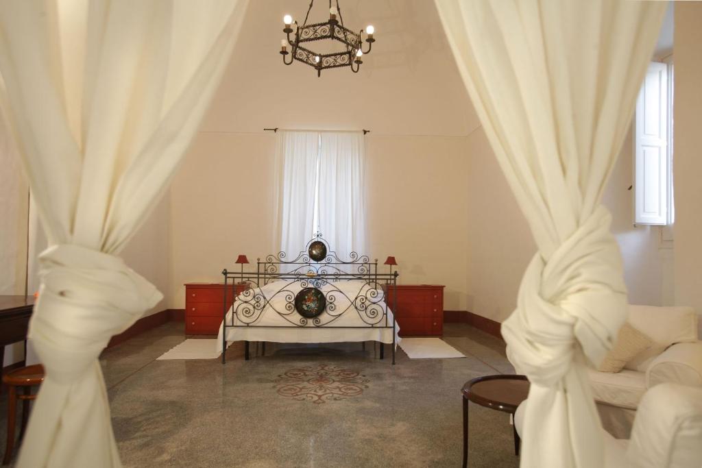 Palazzo Guglielmo photo
